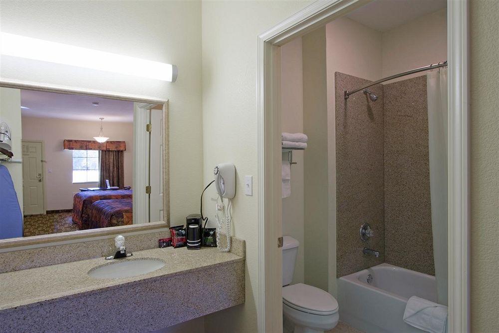 Americas Best Value Inn Byhalia Værelse billede